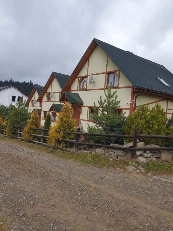 Chalet 888 Cottages ปาเลียนิทซยา ภายนอก รูปภาพ